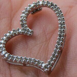 $1350 10k Gold 1/3ct Diamond Heart Pendent